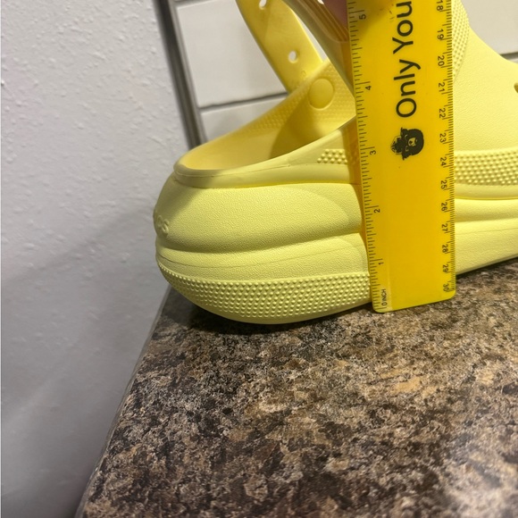 Bright Lemon Yellow Platform Crocs women’s 10/ men’s 8 - Picture 2 of 13